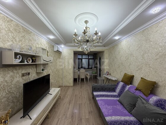 2 otaqlı Köhnə tikili, Azadlıq Prospekti m., Bakı