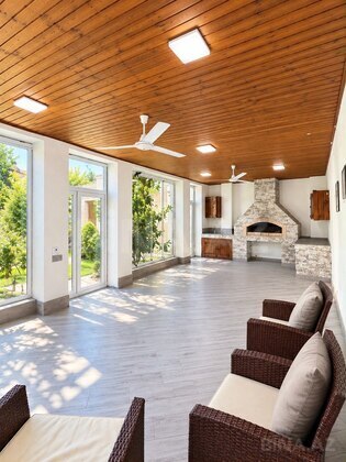 5 otaqlı Həyət evi/Bağ evi, Mərdəkan q., Bakı