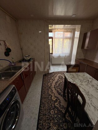 4 otaqlı Köhnə tikili, Əhmədli m., Bakı