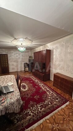 4 otaqlı Köhnə tikili, Əhmədli m., Bakı