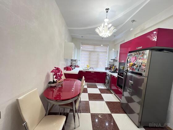 3 otaqlı Yeni tikili, Qara Qarayev m., Bakı