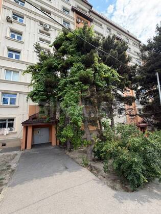 3 otaqlı Köhnə tikili, Nəsimi m., Bakı