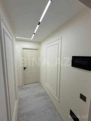 3 otaqlı Köhnə tikili, Elmlər Akademiyası m., Bakı