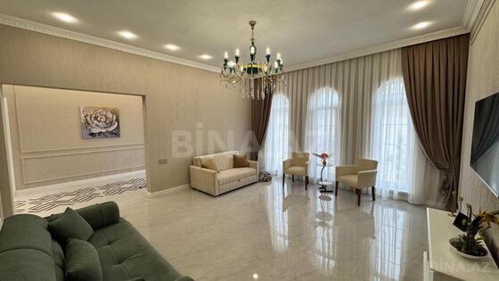 4 otaqlı Həyət evi/Bağ evi, Novxanı q., Bakı