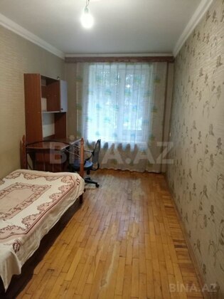 3 otaqlı Köhnə tikili, İnşaatçılar m., Bakı
