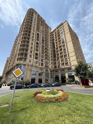 3 otaqlı Yeni tikili, 28 May m., Bakı