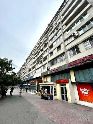 2 otaqlı Köhnə tikili, İnşaatçılar m., Bakı