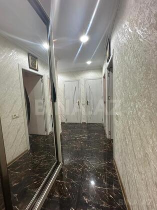 3 otaqlı Köhnə tikili, Neftçilər m., Bakı