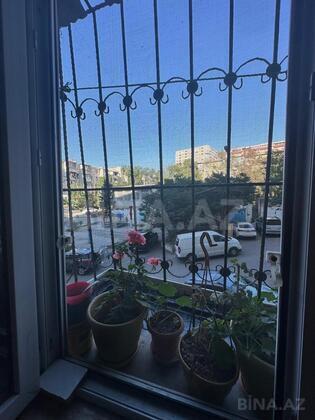 3 otaqlı Köhnə tikili, Neftçilər m., Bakı