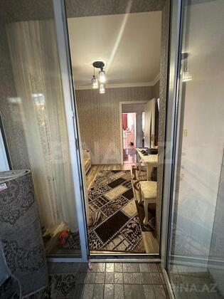 3 otaqlı Köhnə tikili, Neftçilər m., Bakı