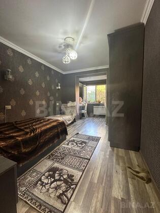 3 otaqlı Köhnə tikili, Neftçilər m., Bakı