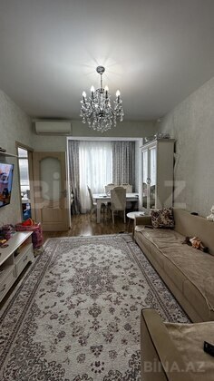 2 otaqlı Köhnə tikili, Memar Əcəmi m., Bakı