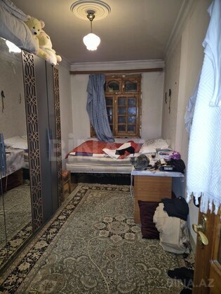 2 otaqlı Köhnə tikili, Memar Əcəmi m., Bakı