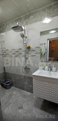 2 otaqlı Köhnə tikili, Elmlər Akademiyası m., Bakı