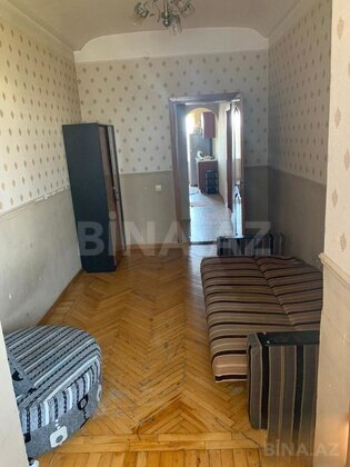 3 otaqlı Köhnə tikili, Həzi Aslanov m., Bakı