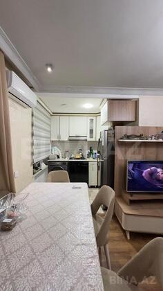 2 otaqlı Köhnə tikili, Neftçilər m., Bakı