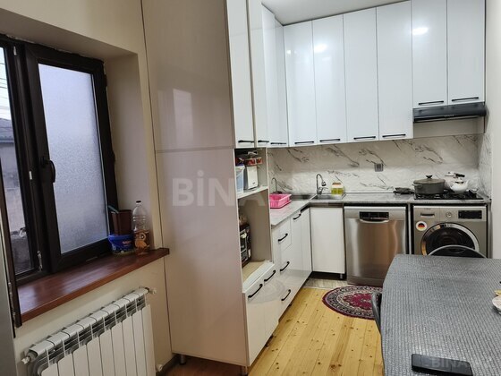 6 otaqlı Həyət evi/Bağ evi, Bülbülə q., Bakı