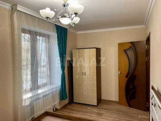 2 otaqlı Köhnə tikili, Neftçilər m., Bakı