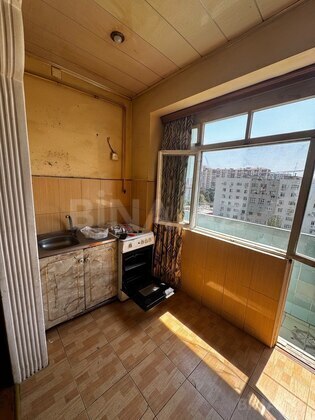 2 otaqlı Köhnə tikili, Həzi Aslanov m., Bakı