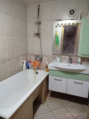 3 otaqlı Köhnə tikili, Azadlıq Prospekti m., Bakı