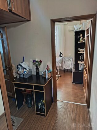 2 otaqlı Köhnə tikili, Bakıxanov q., Bakı