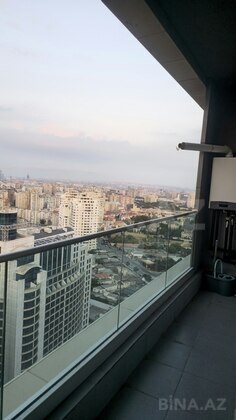 3 otaqlı Yeni tikili, 8 Noyabr m., Bakı
