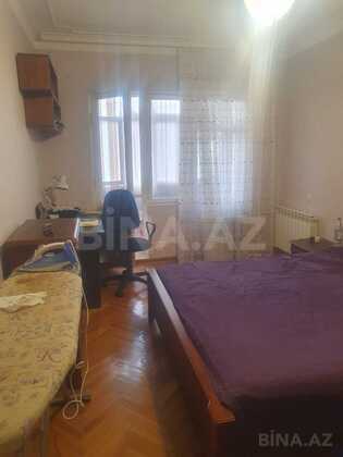 3 otaqlı Köhnə tikili, Azadlıq Prospekti m., Bakı