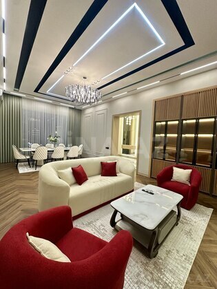 5 otaqlı Həyət evi/Bağ evi, Mərdəkan q., Bakı