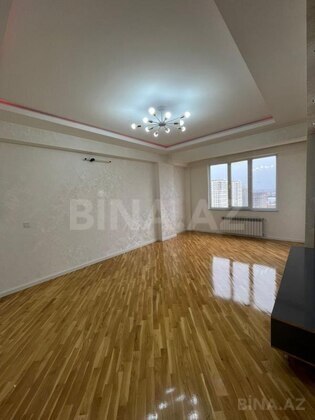 3 otaqlı Yeni tikili, 7-ci mikrorayon q., Bakı