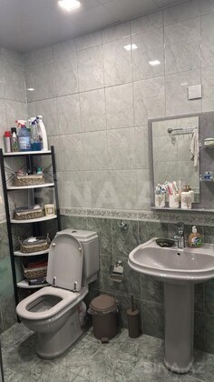 2 otaqlı Köhnə tikili, Şah İsmayıl Xətai m., Bakı