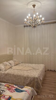 2 otaqlı Köhnə tikili, Şah İsmayıl Xətai m., Bakı