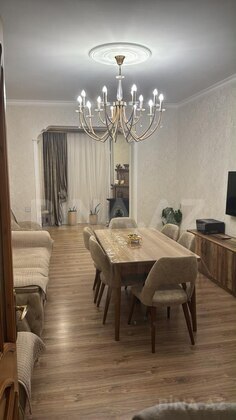 2 otaqlı Köhnə tikili, Şah İsmayıl Xətai m., Bakı