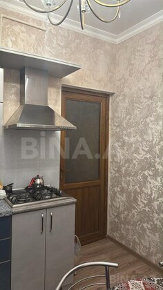 2 otaqlı Köhnə tikili, Şah İsmayıl Xətai m., Bakı