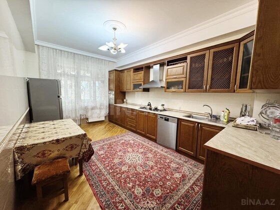 3 otaqlı Yeni tikili, 20 Yanvar m., Bakı