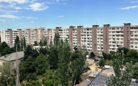 3 otaqlı Köhnə tikili, Əhmədli m., Bakı