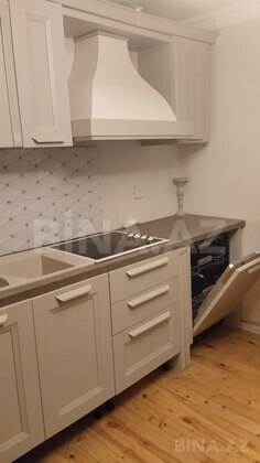 4 otaqlı Həyət evi/Bağ evi, Yeni Corat q., Bakı