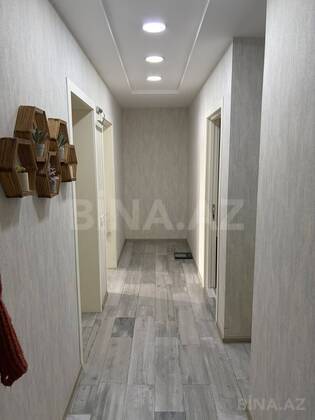 3 otaqlı Köhnə tikili, Qara Qarayev m., Bakı
