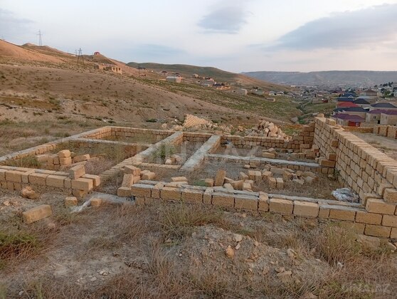 Torpaq Qobu q., Bakı