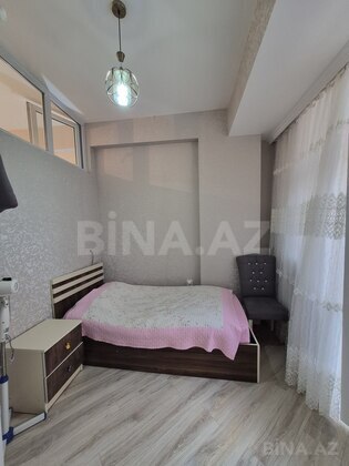 3 otaqlı Yeni tikili, Xırdalan