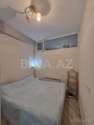 3 otaqlı Yeni tikili, Xırdalan