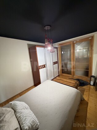 4 otaqlı Köhnə tikili, Bakıxanov q., Bakı