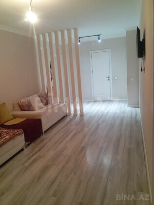 3 otaqlı Köhnə tikili, Yasamal q., Bakı