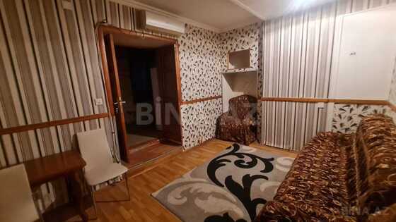 2 otaqlı Köhnə tikili, Nizami m., Bakı