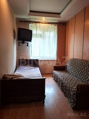 3 otaqlı Köhnə tikili, Gənclik m., Bakı