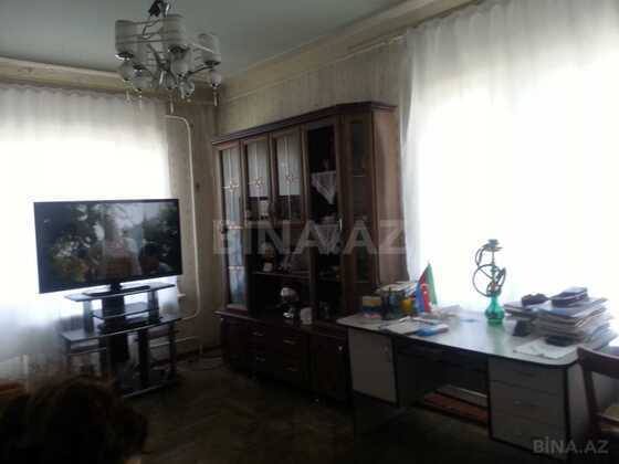 3 otaqlı Köhnə tikili, Nəsimi m., Bakı