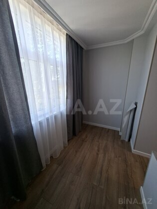 3 otaqlı Köhnə tikili, Qara Qarayev m., Bakı
