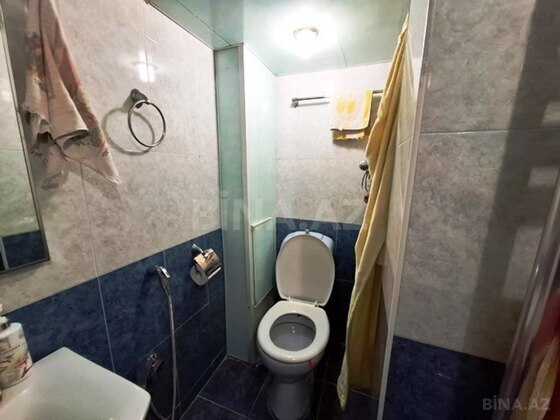 3 otaqlı Köhnə tikili, Neftçilər m., Bakı