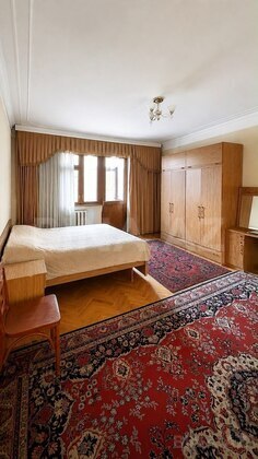 3 otaqlı Yeni tikili, Qara Qarayev m., Bakı