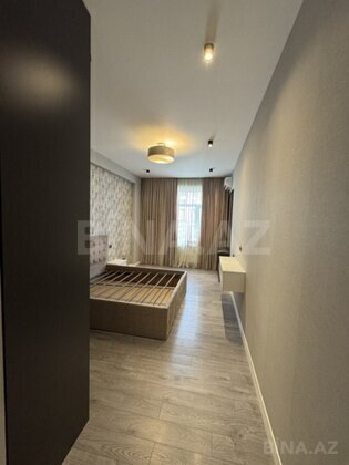 3 otaqlı Yeni tikili, Elmlər Akademiyası m., Bakı