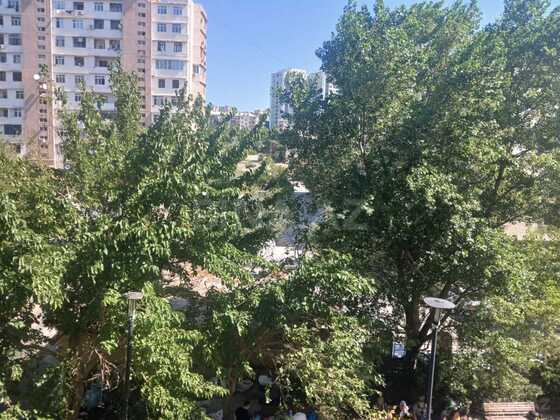 3 otaqlı Köhnə tikili, Əhmədli q., Bakı
